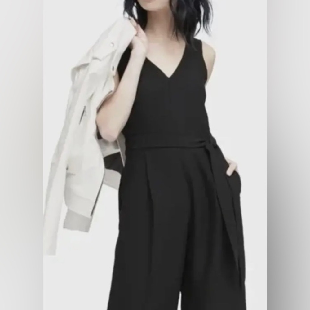 Banana Republic Belted V-neck Wide Leg Sleeveless Jumpsuit, Black, 00